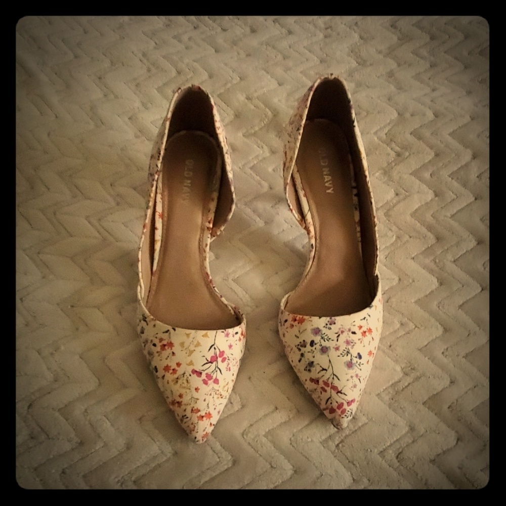 Old Navy high heels 6.5